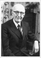 Picture of older Ernest Walton